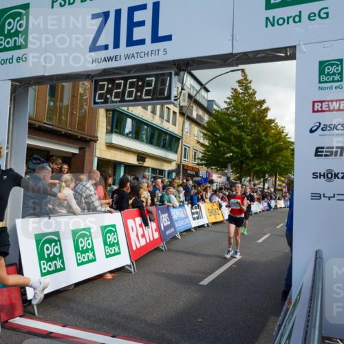 20.09.2026 - PSD Bank Halbmarathon LAZAROV Photography http://msf.ph/oto/10557569 20.09.2026 12:26:20 Ziel 1202, 1477, 1807, 3693, 3694, 4192, 4216 meine-sportfotos.de