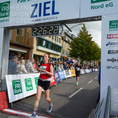20.09.2026 - PSD Bank Halbmarathon LAZAROV Photography http://msf.ph/oto/10557574 20.09.2026 12:26:22 Ziel 1202, 1477, 1807, 3693, 3694, 4192, 4216, 4584 meine-sportfotos.de