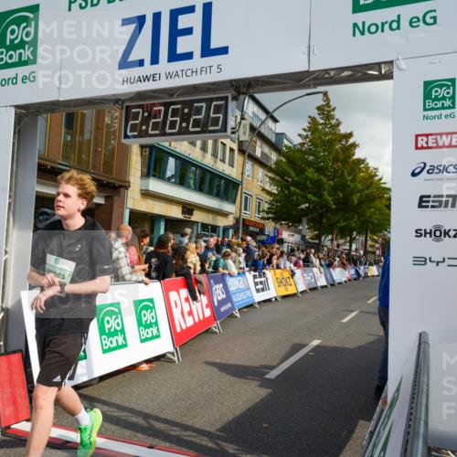 20.09.2026 - PSD Bank Halbmarathon LAZAROV Photography http://msf.ph/oto/10557582 20.09.2026 12:26:25 Ziel 1202, 3693, 3694, 4192, 4216, 4584 meine-sportfotos.de