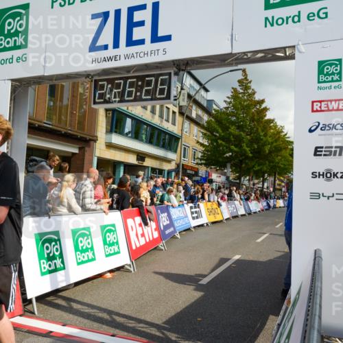 20.09.2026 - PSD Bank Halbmarathon LAZAROV Photography http://msf.ph/oto/10557584 20.09.2026 12:26:25 Ziel 1202, 3693, 3694, 4192, 4216, 4584 meine-sportfotos.de