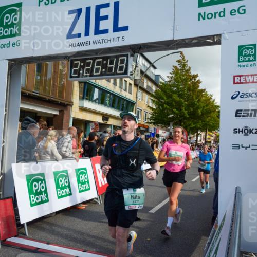 20.09.2026 - PSD Bank Halbmarathon LAZAROV Photography http://msf.ph/oto/10557637 20.09.2026 12:26:48 Ziel 1113, 1231, 1345, 1471, 1738, 1844, 2021, 2039, 2295, 2538, 2858, 3821 meine-sportfotos.de