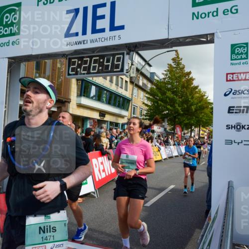 20.09.2026 - PSD Bank Halbmarathon LAZAROV Photography http://msf.ph/oto/10557640 20.09.2026 12:26:48 Ziel 1113, 1231, 1345, 1471, 1738, 1844, 2021, 2039, 2295, 2538, 2858, 3821 meine-sportfotos.de