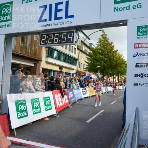 20.09.2026 - PSD Bank Halbmarathon LAZAROV Photography http://msf.ph/oto/10557652 20.09.2026 12:26:54 Ziel 1345, 1471, 1738, 2021, 2039, 2295, 2538, 2858 meine-sportfotos.de