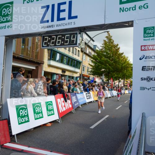 20.09.2026 - PSD Bank Halbmarathon LAZAROV Photography http://msf.ph/oto/10557653 20.09.2026 12:26:54 Ziel 1345, 1471, 1738, 2021, 2039, 2295, 2538, 2858 meine-sportfotos.de