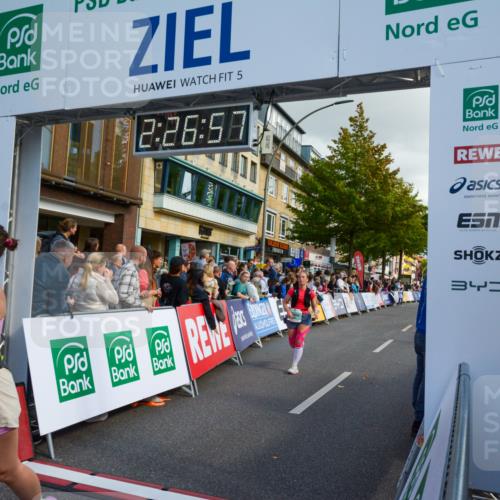 20.09.2026 - PSD Bank Halbmarathon LAZAROV Photography http://msf.ph/oto/10557657 20.09.2026 12:26:56 Ziel 1738, 2021, 2039, 2295, 2538 meine-sportfotos.de
