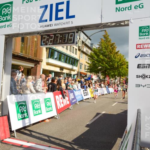 20.09.2026 - PSD Bank Halbmarathon LAZAROV Photography http://msf.ph/oto/10557720 20.09.2026 12:27:18 Ziel 1186, 1480, 1667, 2279, 2839, 3294 meine-sportfotos.de