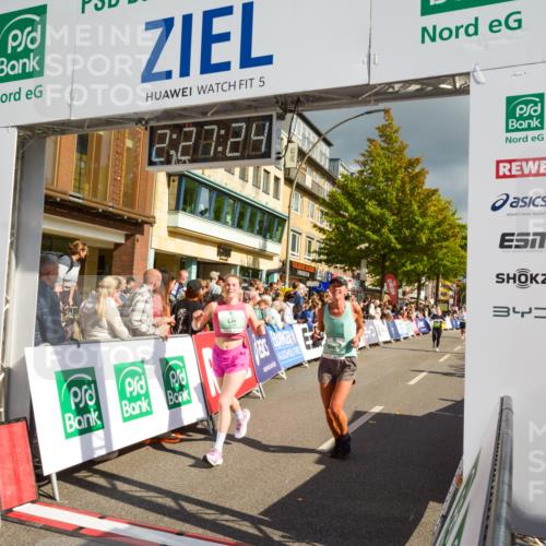 20.09.2026 - PSD Bank Halbmarathon LAZAROV Photography http://msf.ph/oto/10557733 20.09.2026 12:27:23 Ziel 1186, 1667, 2279, 2839, 3294, 4193 meine-sportfotos.de