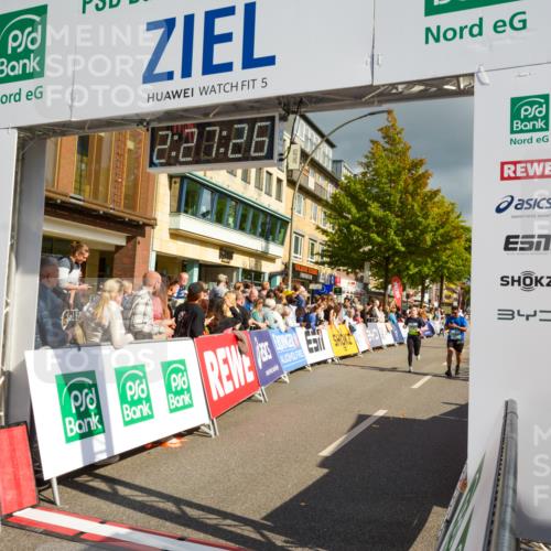 20.09.2026 - PSD Bank Halbmarathon LAZAROV Photography http://msf.ph/oto/10557738 20.09.2026 12:27:26 Ziel 1186, 1667, 2279, 2839, 3294, 4193 meine-sportfotos.de