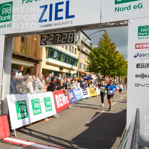 20.09.2026 - PSD Bank Halbmarathon LAZAROV Photography http://msf.ph/oto/10557745 20.09.2026 12:27:27 Ziel 1186, 1667, 2279, 2444, 3294, 4193 meine-sportfotos.de