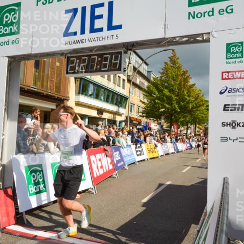 20.09.2026 - PSD Bank Halbmarathon LAZAROV Photography http://msf.ph/oto/10557755 20.09.2026 12:27:34 Ziel 1186, 2279, 2444, 2943, 4003, 4193, 4264, 4792 meine-sportfotos.de