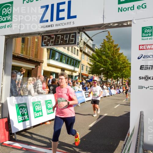 20.09.2026 - PSD Bank Halbmarathon LAZAROV Photography http://msf.ph/oto/10557793 20.09.2026 12:27:44 Ziel 1517, 2444, 2943, 3564, 4003, 4187, 4242, 4244, 4264, 4792 meine-sportfotos.de