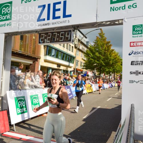 20.09.2026 - PSD Bank Halbmarathon LAZAROV Photography http://msf.ph/oto/10557824 20.09.2026 12:27:53 Ziel 1517, 2427, 3564, 3594, 3947, 4187, 4242, 4244 meine-sportfotos.de