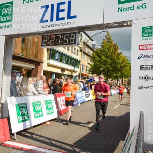 20.09.2026 - PSD Bank Halbmarathon LAZAROV Photography http://msf.ph/oto/10557838 20.09.2026 12:27:59 Ziel 1517, 2427, 3594, 3947, 4187, 4244, 4586, 4587 meine-sportfotos.de