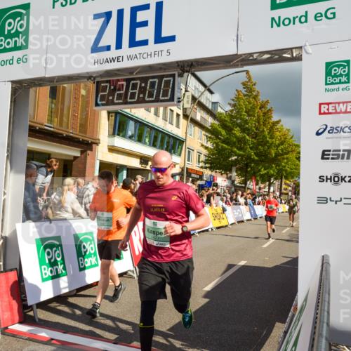 20.09.2026 - PSD Bank Halbmarathon LAZAROV Photography http://msf.ph/oto/10557840 20.09.2026 12:27:59 Ziel 1517, 2427, 3594, 3947, 4187, 4244, 4586, 4587 meine-sportfotos.de