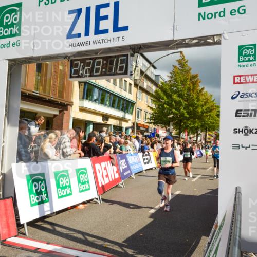 20.09.2026 - PSD Bank Halbmarathon LAZAROV Photography http://msf.ph/oto/10557894 20.09.2026 12:28:16 Ziel 1214, 1367, 1421, 2172, 2717, 4412, 4455, 4540, 4557 meine-sportfotos.de