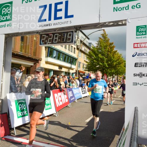 20.09.2026 - PSD Bank Halbmarathon LAZAROV Photography http://msf.ph/oto/10557902 20.09.2026 12:28:18 Ziel 1214, 1367, 1421, 2172, 2717, 3958, 3959, 4412, 4455, 4540, 4557 meine-sportfotos.de