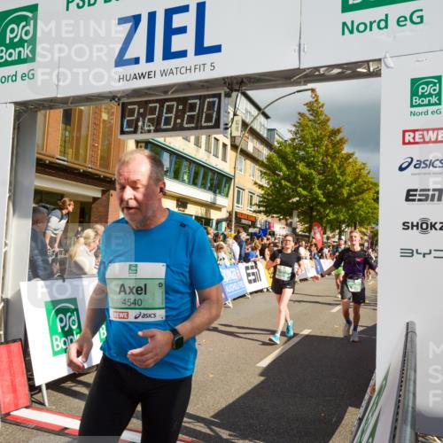20.09.2026 - PSD Bank Halbmarathon LAZAROV Photography http://msf.ph/oto/10557906 20.09.2026 12:28:19 Ziel 1214, 1367, 1421, 2172, 2717, 3958, 3959, 4412, 4455, 4540, 4557 meine-sportfotos.de