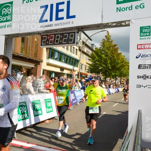 20.09.2026 - PSD Bank Halbmarathon LAZAROV Photography http://msf.ph/oto/10557934 20.09.2026 12:28:28 Ziel 1117, 1421, 2172, 2277, 2717, 3343, 3907, 3958, 3959, 4557 meine-sportfotos.de