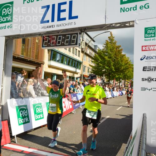 20.09.2026 - PSD Bank Halbmarathon LAZAROV Photography http://msf.ph/oto/10557935 20.09.2026 12:28:29 Ziel 1117, 1421, 2172, 2277, 3343, 3907, 3958, 3959 meine-sportfotos.de