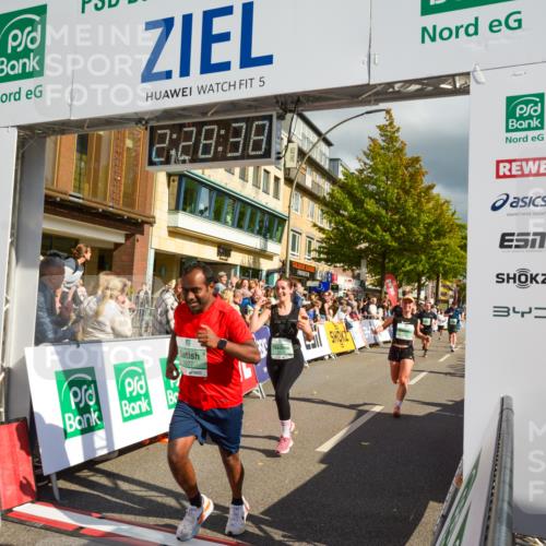 20.09.2026 - PSD Bank Halbmarathon LAZAROV Photography http://msf.ph/oto/10557963 20.09.2026 12:28:38 Ziel 1117, 1307, 1434, 1938, 1974, 2126, 2277, 2731, 2849, 2961, 3343, 3907 meine-sportfotos.de