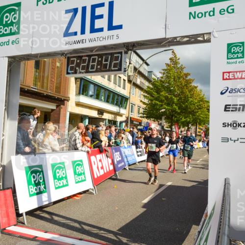 20.09.2026 - PSD Bank Halbmarathon LAZAROV Photography http://msf.ph/oto/10557980 20.09.2026 12:28:41 Ziel 1117, 1307, 1434, 1938, 1974, 2126, 2277, 2731, 2849, 2961, 3907 meine-sportfotos.de