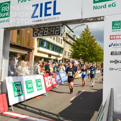 20.09.2026 - PSD Bank Halbmarathon LAZAROV Photography http://msf.ph/oto/10557981 20.09.2026 12:28:41 Ziel 1117, 1307, 1434, 1938, 1974, 2126, 2277, 2731, 2849, 2961, 3907 meine-sportfotos.de