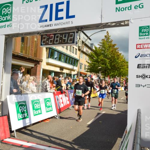 20.09.2026 - PSD Bank Halbmarathon LAZAROV Photography http://msf.ph/oto/10557982 20.09.2026 12:28:42 Ziel 1117, 1307, 1349, 1434, 1938, 1974, 2126, 2277, 2731, 2849, 2961, 3032, 3907 meine-sportfotos.de