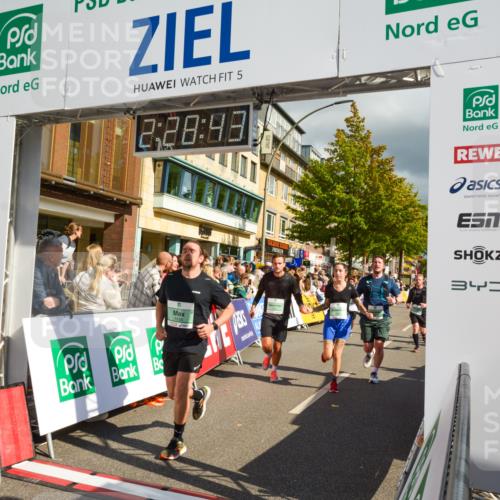 20.09.2026 - PSD Bank Halbmarathon LAZAROV Photography http://msf.ph/oto/10557984 20.09.2026 12:28:42 Ziel 1117, 1307, 1349, 1434, 1938, 1974, 2126, 2277, 2731, 2849, 2961, 3032, 3907 meine-sportfotos.de