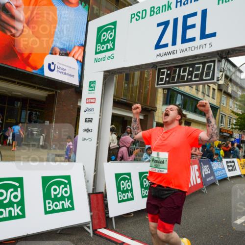 20.09.2026 - PSD Bank Halbmarathon LAZAROV Photography http://msf.ph/oto/10561059 20.09.2026 13:14:19 Ziel 4017, 4017 meine-sportfotos.de