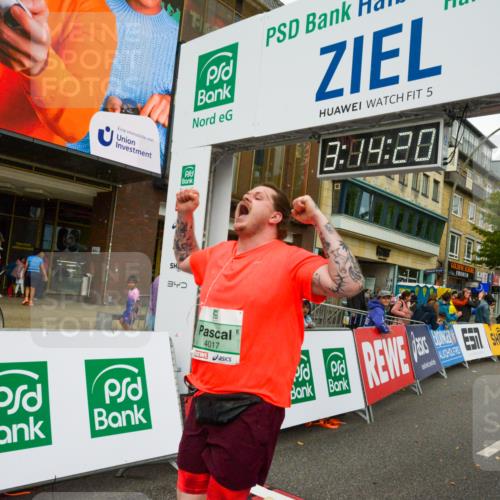 20.09.2026 - PSD Bank Halbmarathon LAZAROV Photography http://msf.ph/oto/10561061 20.09.2026 13:14:19 Ziel 4017, 4017 meine-sportfotos.de