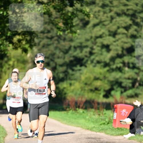 27.09.2026 - 35. Volkslauf durch das schöne Alstertal Dr. Thomas Lammeyer http://msf.ph/oto/10561074 27.09.2026 10:03:29 Laufen 1402, 1418 meine-sportfotos.de