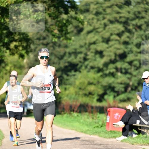 27.09.2026 - 35. Volkslauf durch das schöne Alstertal Dr. Thomas Lammeyer http://msf.ph/oto/10561078 27.09.2026 10:03:29 Laufen 1402, 1418, 167 meine-sportfotos.de