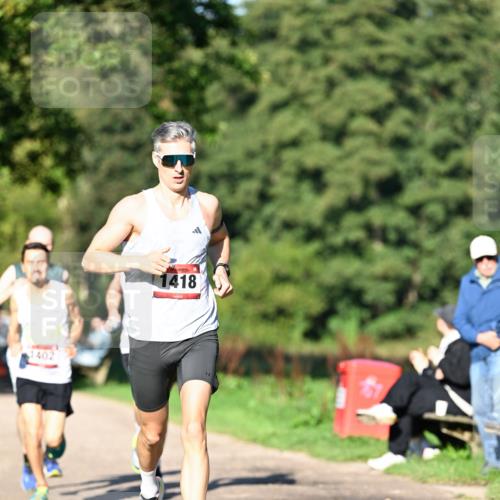 27.09.2026 - 35. Volkslauf durch das schöne Alstertal Dr. Thomas Lammeyer http://msf.ph/oto/10561083 27.09.2026 10:03:30 Laufen 1402, 1418 meine-sportfotos.de