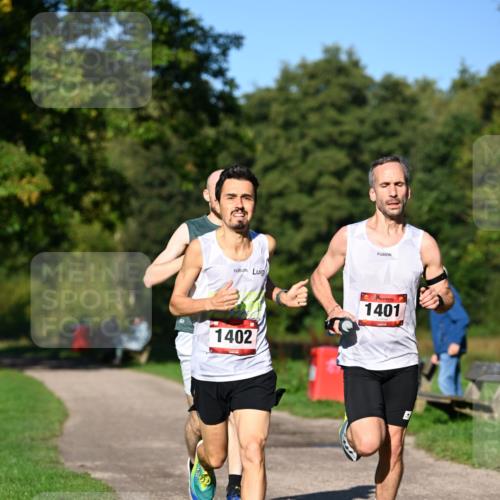 27.09.2026 - 35. Volkslauf durch das schöne Alstertal Dr. Thomas Lammeyer http://msf.ph/oto/10561099 27.09.2026 10:03:33 Laufen 1402, 1401 meine-sportfotos.de