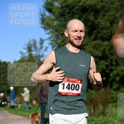 27.09.2026 - 35. Volkslauf durch das schöne Alstertal Dr. Thomas Lammeyer http://msf.ph/oto/10561112 27.09.2026 10:03:35 Laufen 1400 meine-sportfotos.de