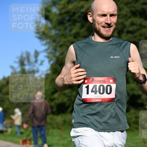 27.09.2026 - 35. Volkslauf durch das schöne Alstertal Dr. Thomas Lammeyer http://msf.ph/oto/10561113 27.09.2026 10:03:35 Laufen 1400 meine-sportfotos.de