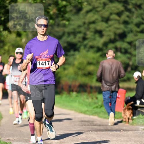 27.09.2026 - 35. Volkslauf durch das schöne Alstertal Dr. Thomas Lammeyer http://msf.ph/oto/10561118 27.09.2026 10:03:47 Laufen 1417 meine-sportfotos.de