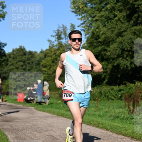 27.09.2026 - 35. Volkslauf durch das schöne Alstertal Dr. Thomas Lammeyer http://msf.ph/oto/10561158 27.09.2026 10:03:54 Laufen 709 meine-sportfotos.de