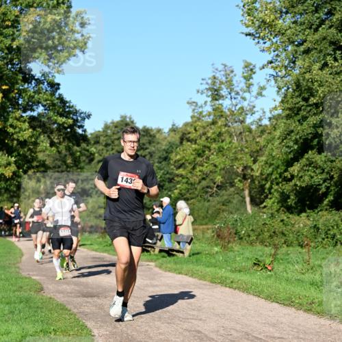 27.09.2026 - 35. Volkslauf durch das schöne Alstertal Dr. Thomas Lammeyer http://msf.ph/oto/10561161 27.09.2026 10:03:55 Laufen 143 meine-sportfotos.de