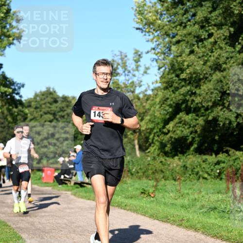 27.09.2026 - 35. Volkslauf durch das schöne Alstertal Dr. Thomas Lammeyer http://msf.ph/oto/10561167 27.09.2026 10:03:56 Laufen 14 meine-sportfotos.de