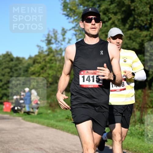 27.09.2026 - 34. Volkslauf durch das schöne Alstertal Dr. Thomas Lammeyer http://msf.ph/oto/10561202 27.09.2026 10:04:02 Laufen 8, 1415, 1438 meine-sportfotos.de