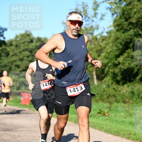 27.09.2026 - 34. Volkslauf durch das schöne Alstertal Dr. Thomas Lammeyer http://msf.ph/oto/10561223 27.09.2026 10:04:06 Laufen 1416, 1413 meine-sportfotos.de