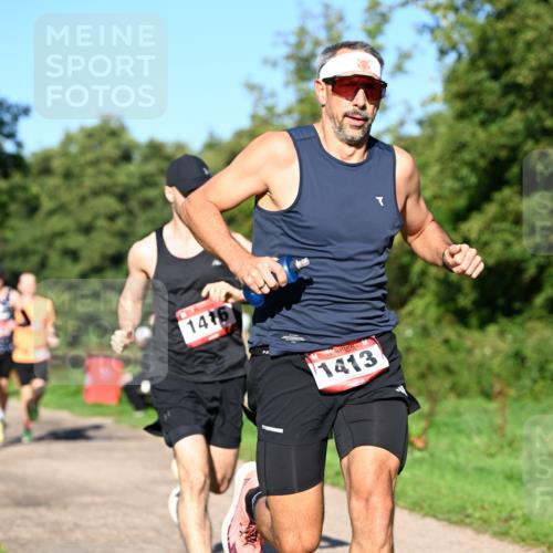 27.09.2026 - 34. Volkslauf durch das schöne Alstertal Dr. Thomas Lammeyer http://msf.ph/oto/10561224 27.09.2026 10:04:06 Laufen 1416, 1413 meine-sportfotos.de