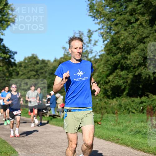 27.09.2026 - 34. Volkslauf durch das schöne Alstertal Dr. Thomas Lammeyer http://msf.ph/oto/10561251 27.09.2026 10:04:11 Laufen 53, 561380, 9, 811763 meine-sportfotos.de