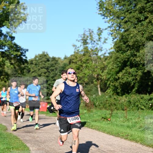 27.09.2026 - 34. Volkslauf durch das schöne Alstertal Dr. Thomas Lammeyer http://msf.ph/oto/10561262 27.09.2026 10:04:12 Laufen 1430, 1432, 1600 meine-sportfotos.de