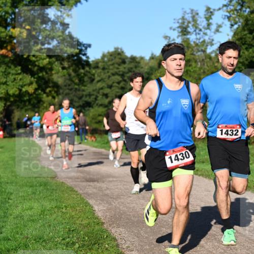 27.09.2026 - 34. Volkslauf durch das schöne Alstertal Dr. Thomas Lammeyer http://msf.ph/oto/10561271 27.09.2026 10:04:15 Laufen 1430, 1432 meine-sportfotos.de