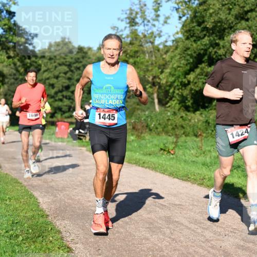 27.09.2026 - 34. Volkslauf durch das schöne Alstertal Dr. Thomas Lammeyer http://msf.ph/oto/10561292 27.09.2026 10:04:18 Laufen 1699, 1445, 1424 meine-sportfotos.de