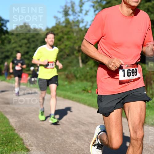 27.09.2026 - 34. Volkslauf durch das schöne Alstertal Dr. Thomas Lammeyer http://msf.ph/oto/10561308 27.09.2026 10:04:20 Laufen 1699 meine-sportfotos.de