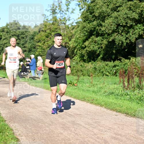 27.09.2026 - 34. Volkslauf durch das schöne Alstertal Dr. Thomas Lammeyer http://msf.ph/oto/10561323 27.09.2026 10:04:23 Laufen 714, 1440, 431 meine-sportfotos.de