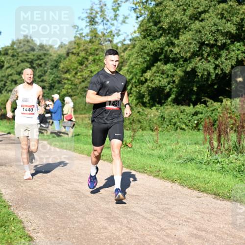 27.09.2026 - 34. Volkslauf durch das schöne Alstertal Dr. Thomas Lammeyer http://msf.ph/oto/10561324 27.09.2026 10:04:23 Laufen 1431, 1440 meine-sportfotos.de